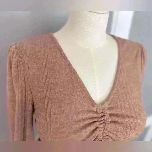 Shein Ruched Drawstring Lantern Sleeve Crop Top (555) - Picture 6 of 10